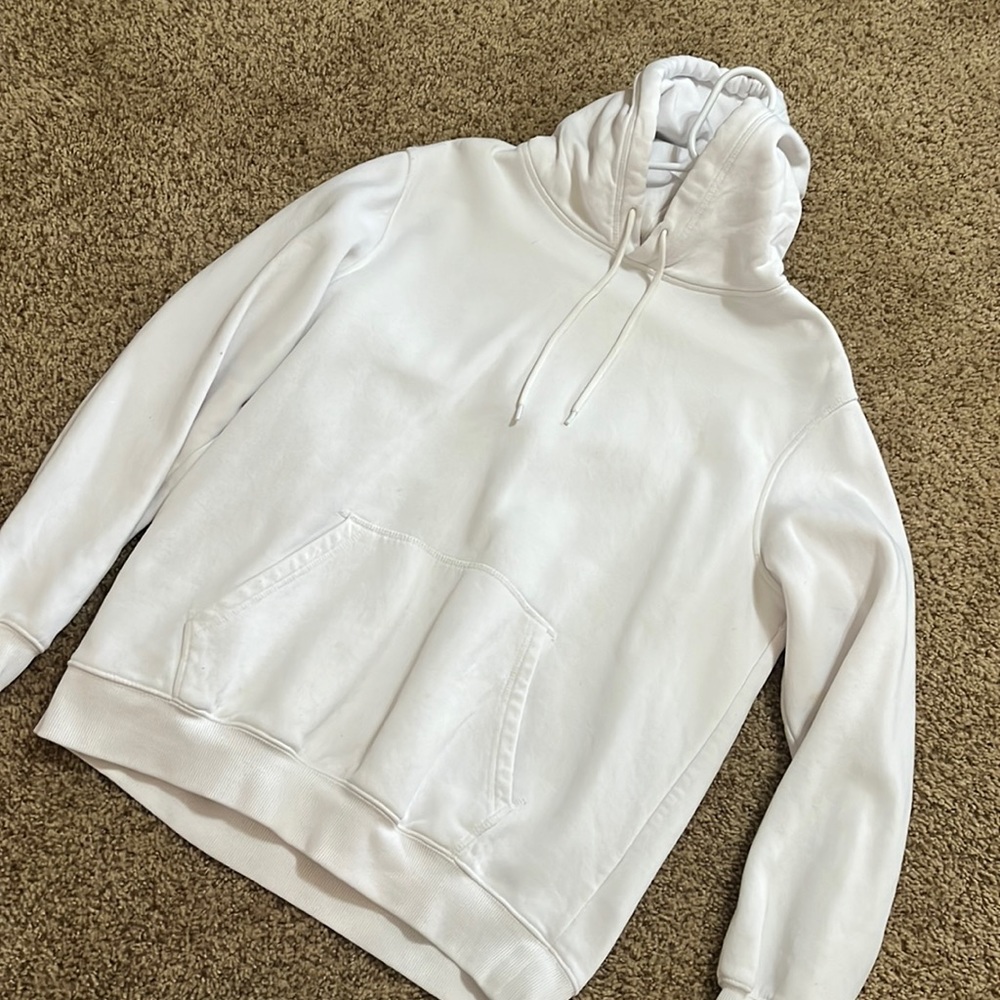 White hoodie